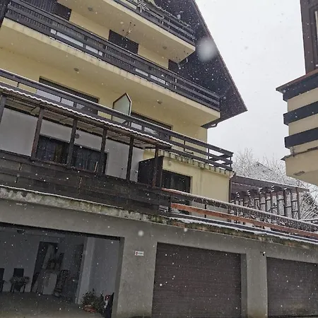 Kalinderu K1 公寓
