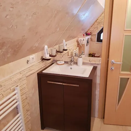 Kalinderu K1 Apartment